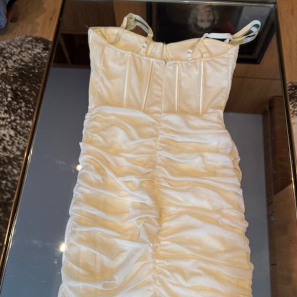 Pre-Loved Butter Yellow Ruched BodyCon Corset Dress - Women's Size XS - Picture 3 of 3